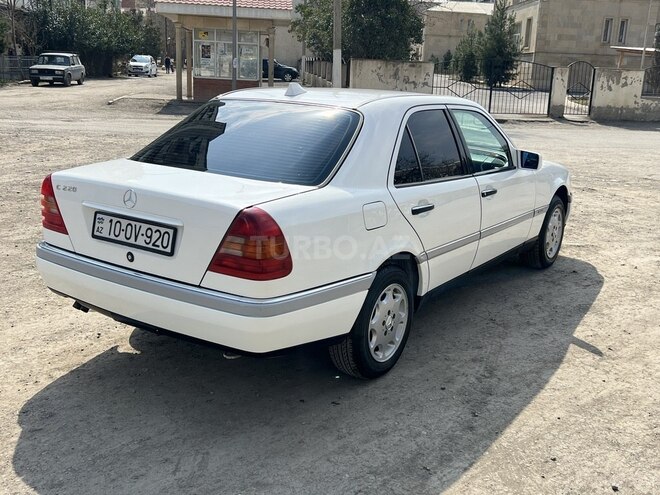 Mercedes C 220 1995, 360,000 km - 2.2 л - Gəncə
