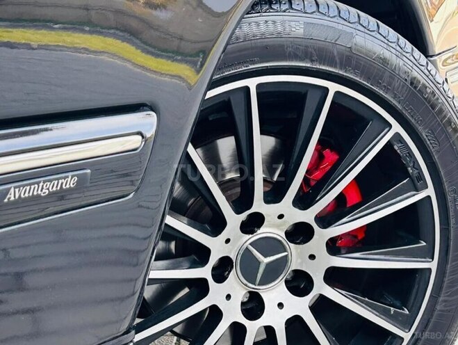 Mercedes E 220 1999, 286,720 km - 2.2 л - Bakı