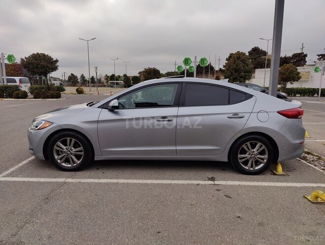 Hyundai Elantra 2017, 83,000 km - 2.0 l - Bakı