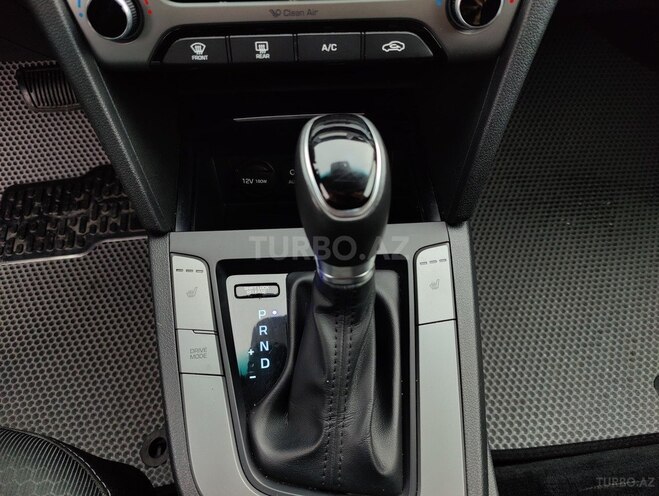 Hyundai Elantra 2017, 83,000 km - 2.0 l - Bakı