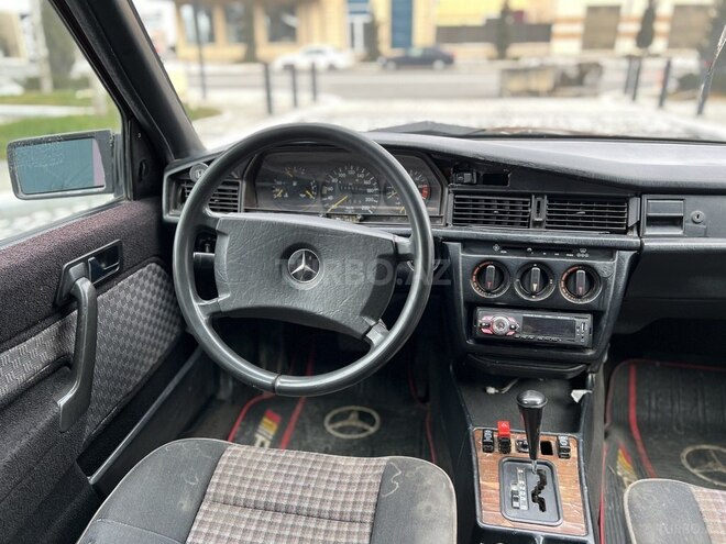 Mercedes 190 1991, 290,000 km - 1.8 l - Bakı