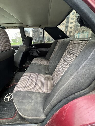 Mercedes 190 1991, 290,000 km - 1.8 l - Bakı