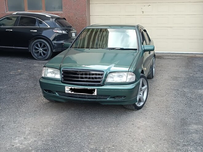Mercedes C 200 1995, 328,455 km - 2.0 л - Bakı