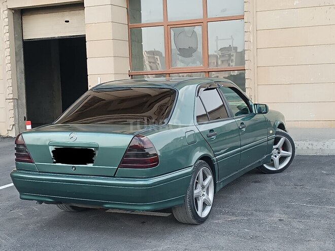 Mercedes C 200 1995, 328,455 km - 2.0 л - Bakı