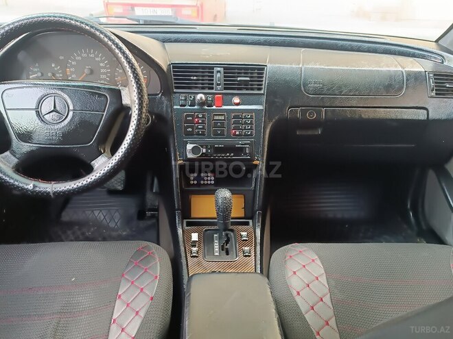 Mercedes C 200 1995, 328,455 km - 2.0 л - Bakı