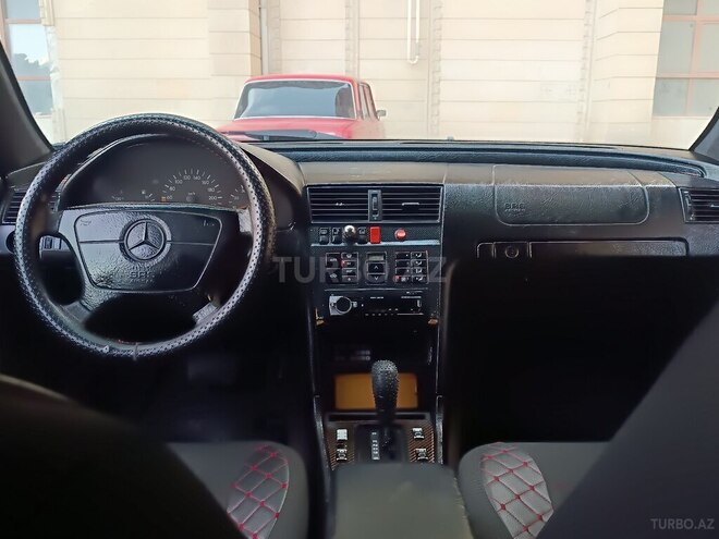Mercedes C 200 1995, 328,455 km - 2.0 л - Bakı