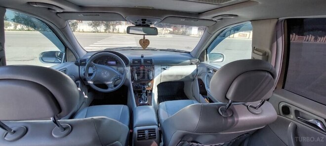 Mercedes C 240 2001, 285,000 km - 2.4 l - Ucar