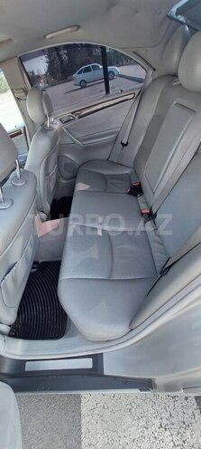 Mercedes C 240 2001, 285,000 km - 2.4 l - Ucar
