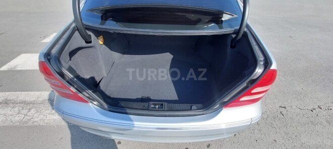 Mercedes C 240 2001, 285,000 km - 2.4 l - Ucar