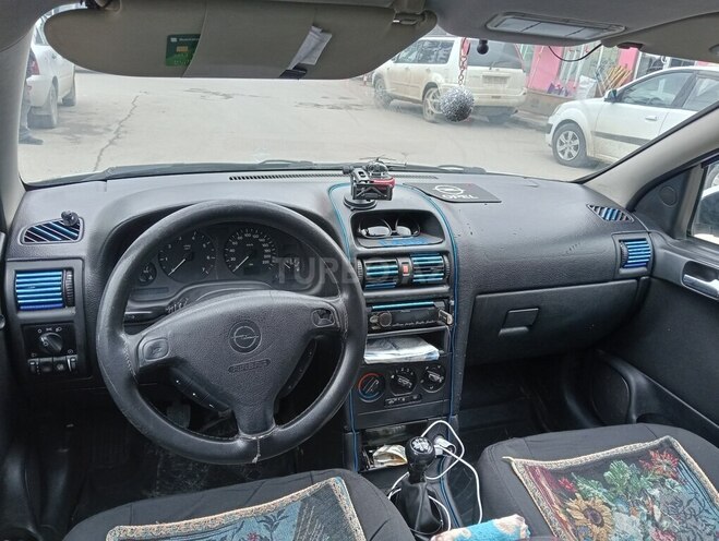Opel Astra 1999, 151,825 km - 1.6 l - Qusar
