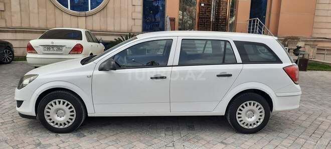 Opel Astra 2009, 166,000 km - 1.4 l - Bakı