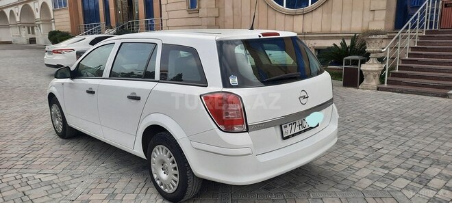 Opel Astra 2009, 166,000 km - 1.4 l - Bakı