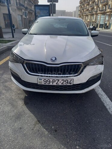 Skoda Rapid 2020, 190,000 km - 1.6 l - Bakı