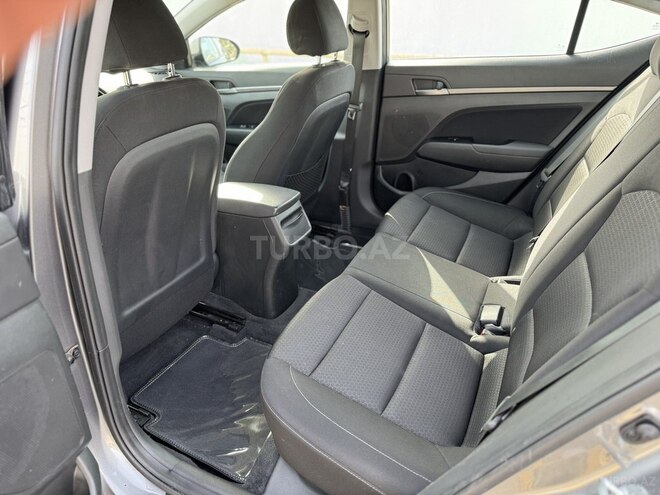 Hyundai Elantra 2017, 201,414 km - 2.0 l - Bakı