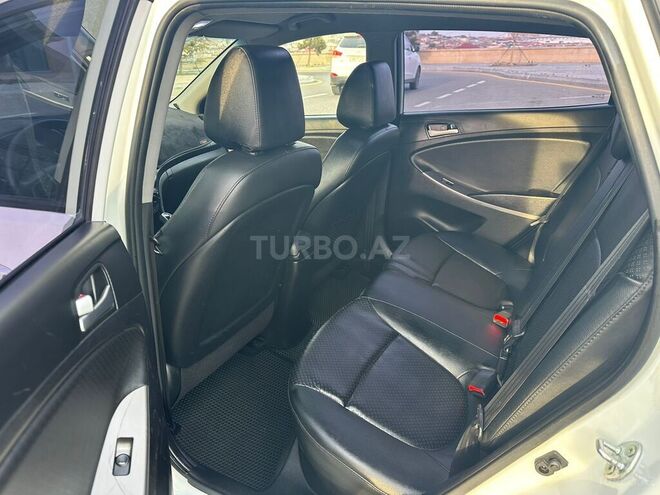 Hyundai Accent 2015, 153,000 km - 1.6 l - Bakı