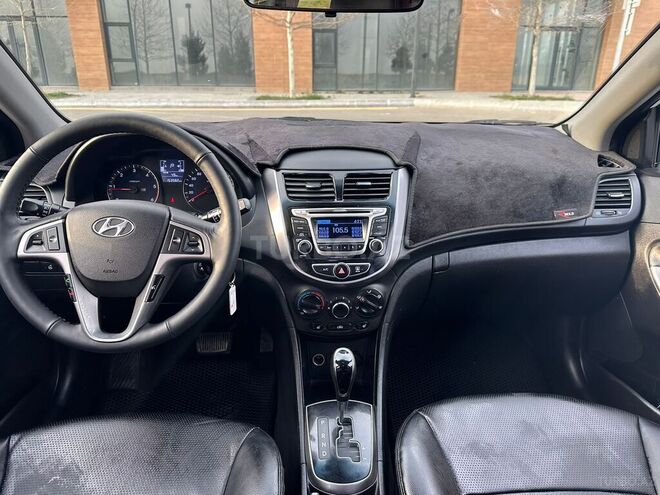 Hyundai Accent 2015, 153,000 km - 1.6 l - Bakı