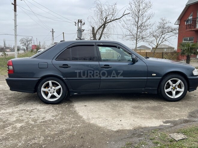 Mercedes C 230 1999, 210,000 km - 2.3 л - Xudat