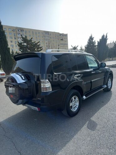 Mitsubishi Pajero 2007, 220,000 km - 3.0 l - Bakı