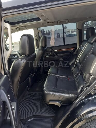 Mitsubishi Pajero 2007, 220,000 km - 3.0 l - Bakı