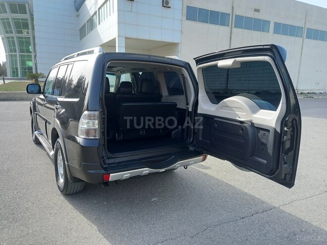 Mitsubishi Pajero 2007, 220,000 km - 3.0 l - Bakı