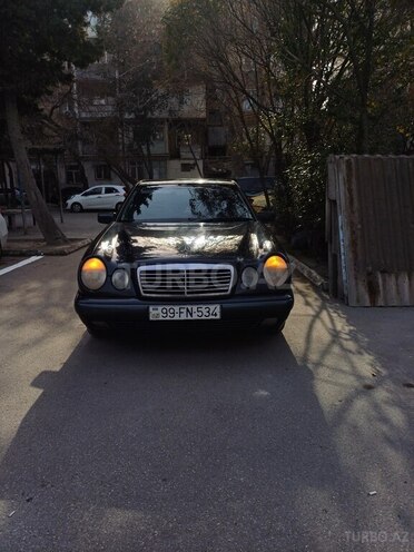 Mercedes E 220 1998, 445,000 km - 2.2 l - Bakı