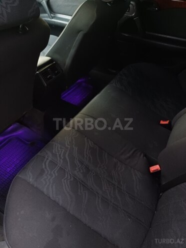 Mercedes E 220 1998, 445,000 km - 2.2 l - Bakı