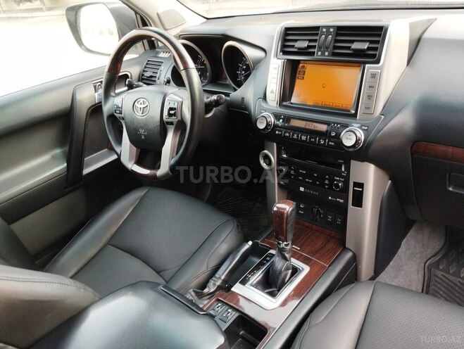 Toyota Prado 2010, 320,000 km - 4.0 л - Bakı