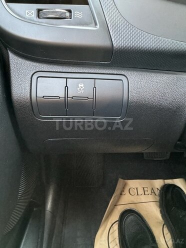 Hyundai Accent 2014, 196,000 km - 1.6 l - Bakı