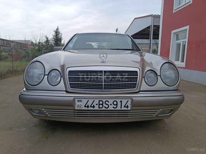 Mercedes E 230 1997, 317,000 km - 2.3 l - Masallı