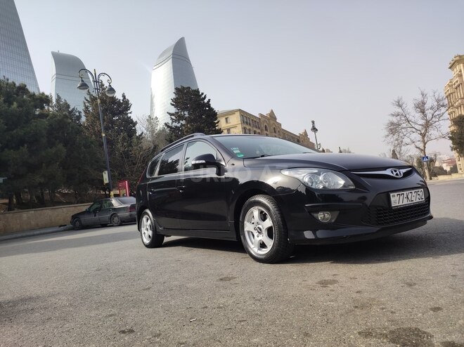 Hyundai i30 2011, 321,753 km - 1.6 l - Bakı