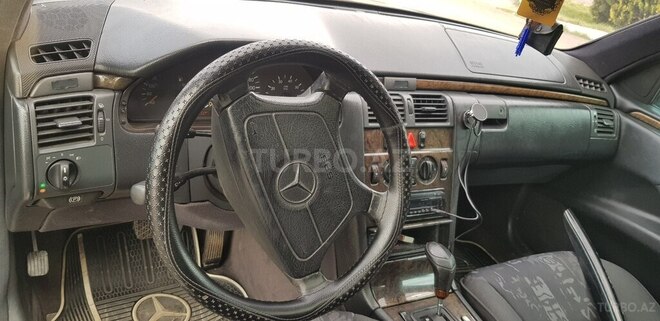 Mercedes C 240 1998, 425,780 km - 2.4 л - Bakı