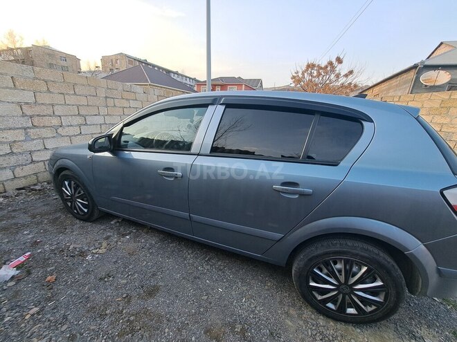 Opel Astra 2004, 190,000 km - 1.4 l - Mingəçevir