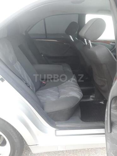 Mercedes E 220 2000, 410,000 km - 2.2 л - Sumqayıt