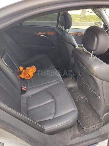 Mercedes E 240 2002, 221,000 km - 2.4 l - Bakı