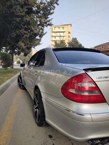 Mercedes E 240 2002, 221,000 km - 2.4 l - Bakı