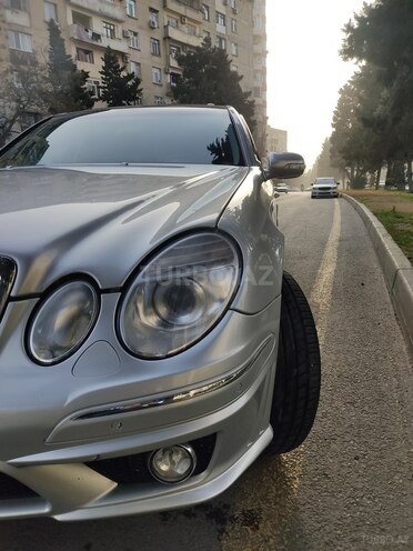 Mercedes E 240 2002, 221,000 km - 2.4 l - Bakı