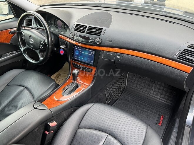 Mercedes E 220 2006, 278,000 km - 2.2 l - Sumqayıt