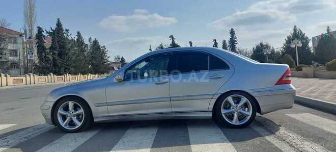 Mercedes C 240 2001, 285,445 km - 2.4 l - Göygöl