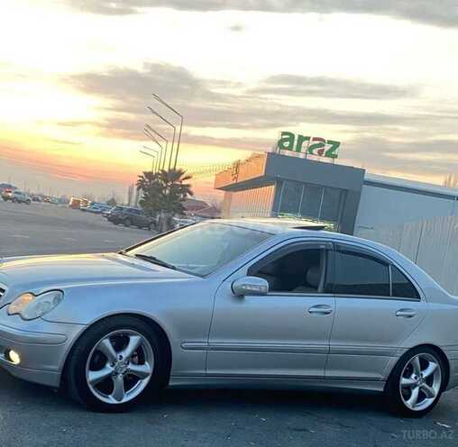 Mercedes C 240 2001, 285,445 km - 2.4 l - Göygöl