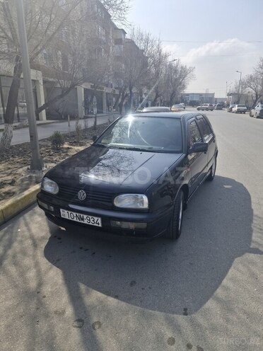 Volkswagen Golf 1997, 247,776 km - 1.8 l - Sumqayıt
