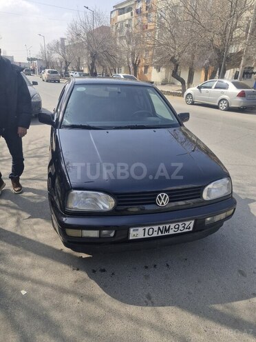 Volkswagen Golf 1997, 247,776 km - 1.8 l - Sumqayıt