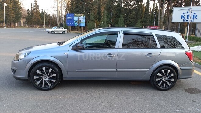 Opel Astra 2005, 303,000 km - 1.4 л - Bakı