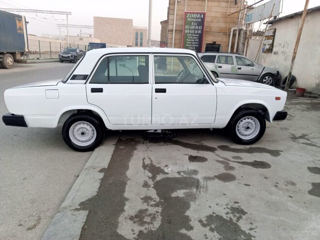 LADA (VAZ) 2107 2003, 217,000 km - 1.6 л - Bakı
