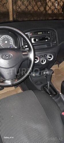 Hyundai Accent 2009, 200,700 km - 1.4 л - Bakı