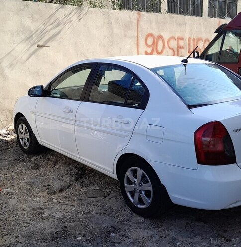 Hyundai Accent 2009, 200,700 km - 1.4 л - Bakı
