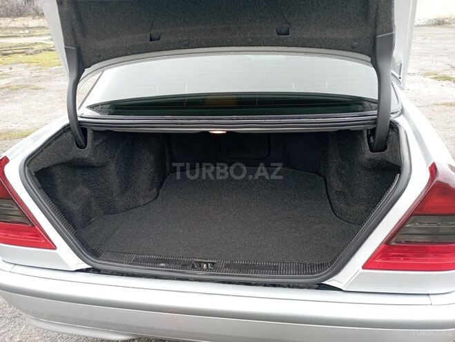 Mercedes C 200 1998, 221,000 km - 2.0 л - Şəki