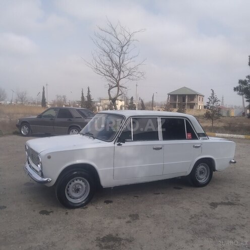 LADA (VAZ) 21011 1980, 99,000 km - 1.3 л - Neftçala