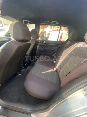 Volkswagen Golf 2002, 217,000 km - 2.0 l - Bakı