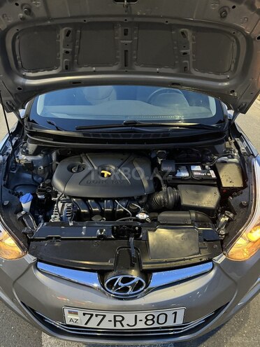Hyundai Elantra 2015, 38,000 km - 1.8 l - Bakı