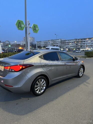 Hyundai Elantra 2015, 38,000 km - 1.8 l - Bakı